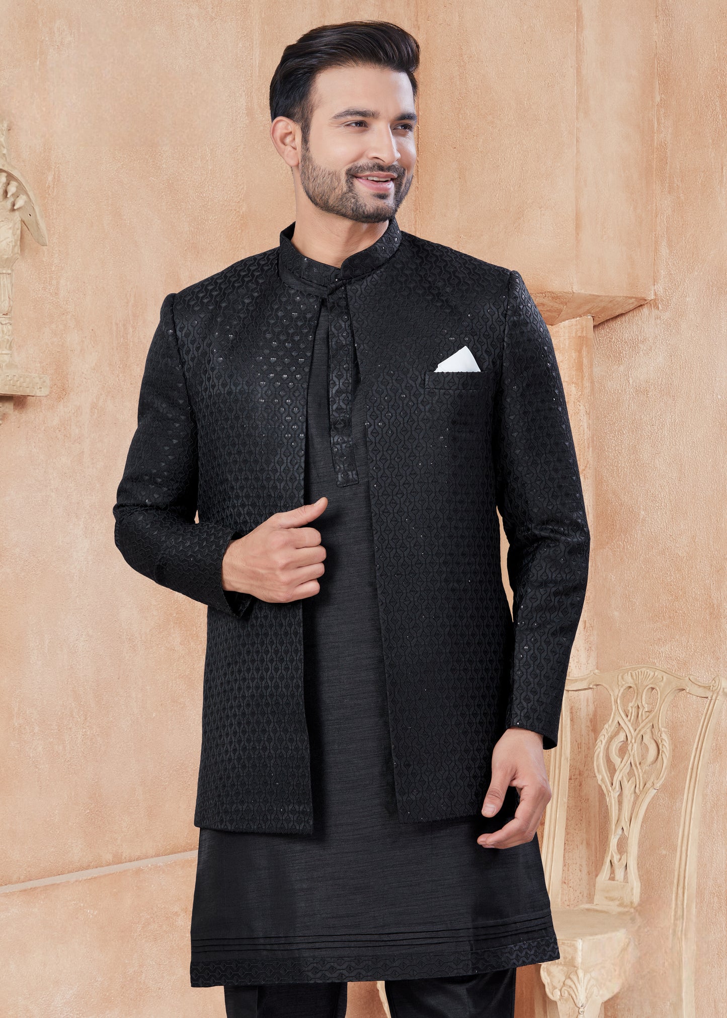 Himmelblaue Baumwoll-Kurta mit Fadenstickerei und Pailletten
