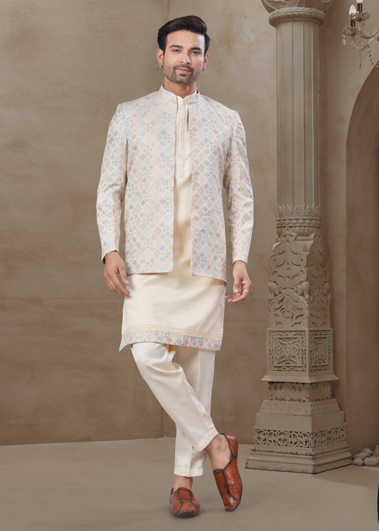 Ensemble Kurta beige doux avec Veste Sophistiqué à détails courte