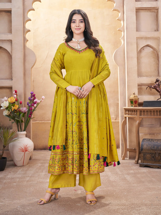 Salwar Suit en Soie Jaune Vif avec Broderie en Miroir et Impression en Feuille Métallique