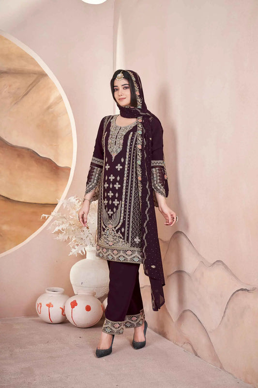 Salwar suit marron en georgette avec broderie et travail Siroski