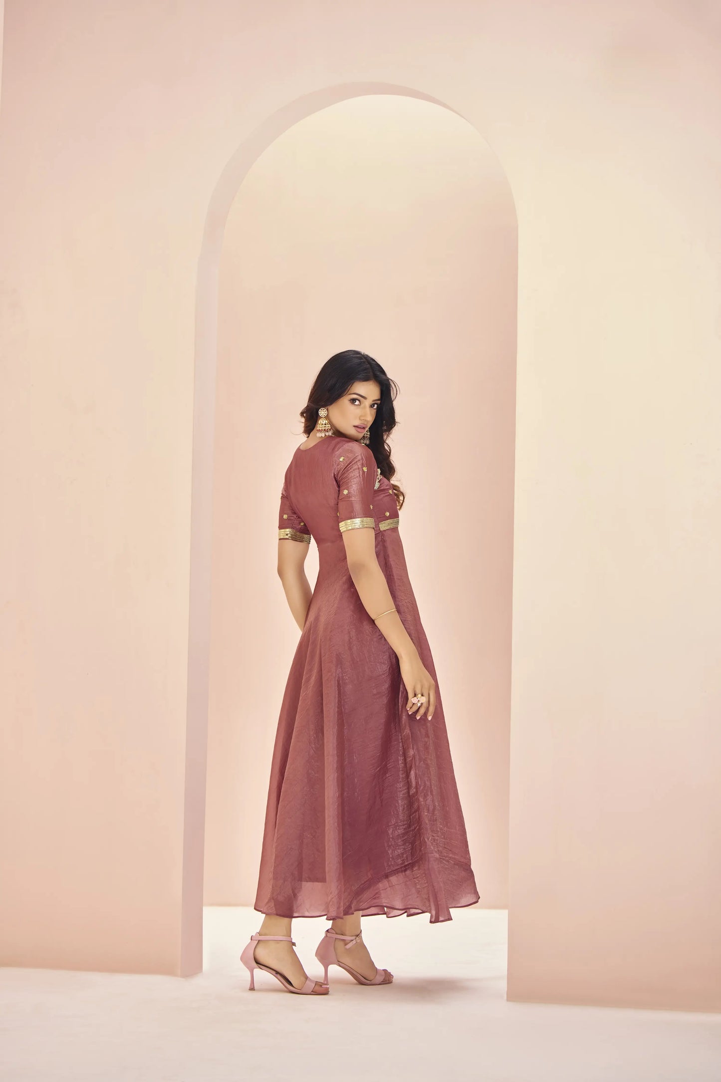 Kurta en Organza mauve  avec Broderie à la Main