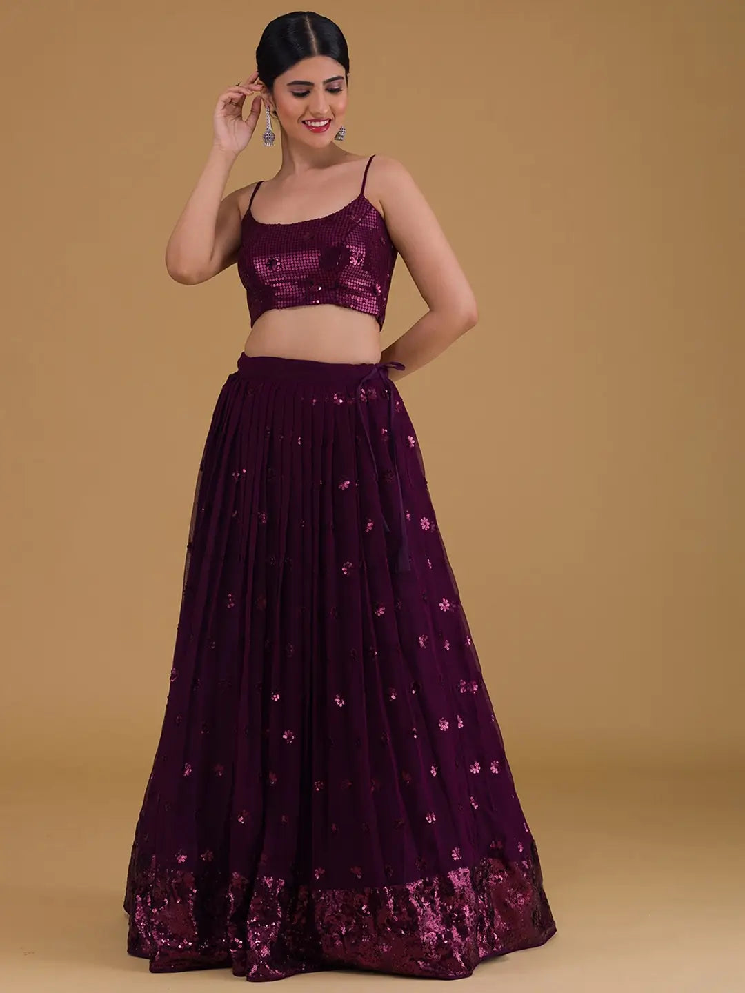 Designer-Abend-Lehenga in Traubenlila mit Pailletten-Stickerei