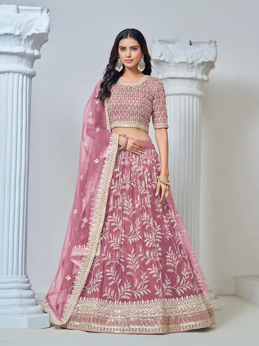 Lehenga choli en tulle rose blush avec broderie au fil et sequins