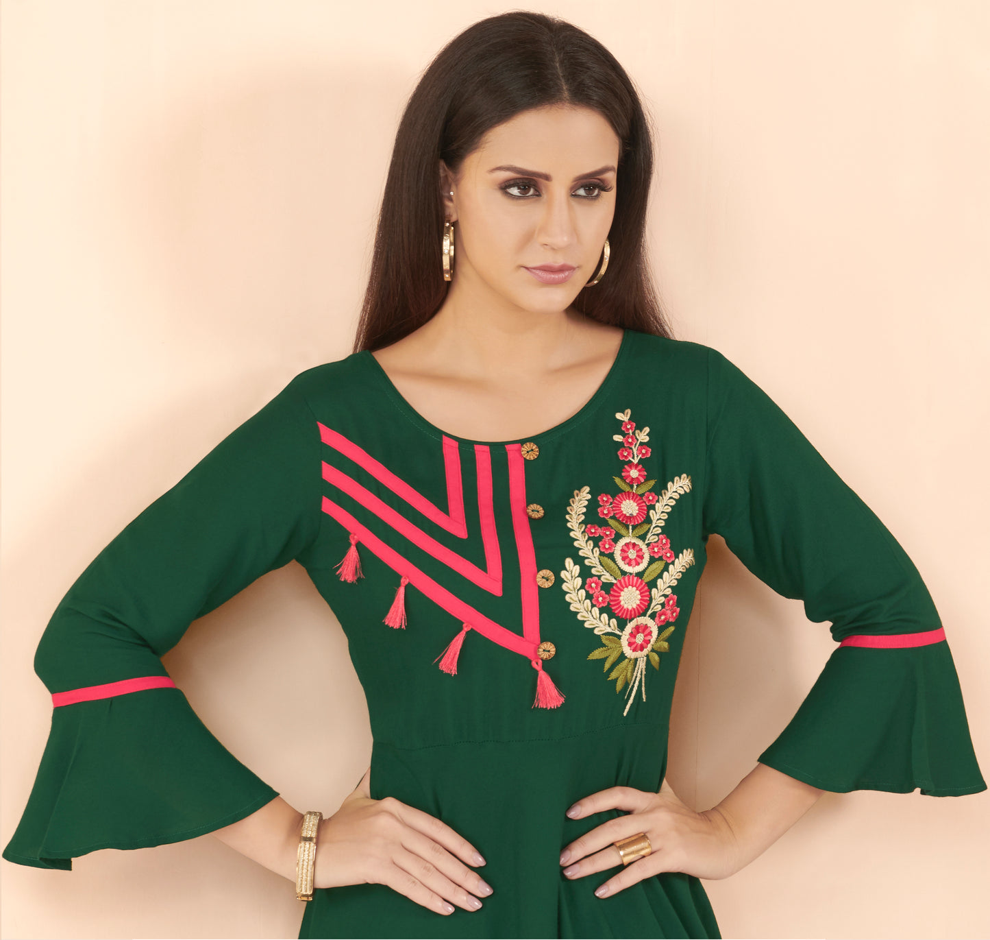 Grünes, langes Kurta-Oberteil im Rayon-Kleid-Stil mit Details