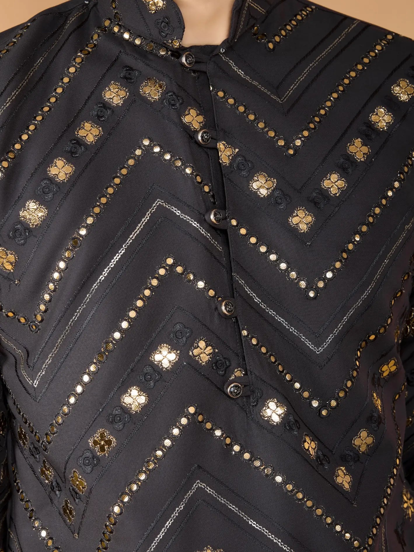 Kurta aus reiner grauer Viskose mit Fadenstickerei und Pailletten