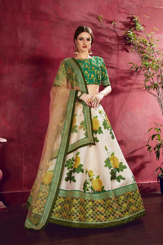 Lehenga choli en soie vert doux avec imprimé floral, broderie en dori, zari et sequins