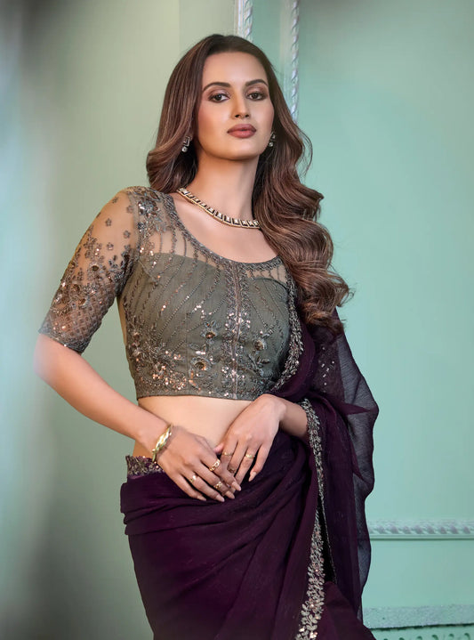 Sari de fête en chiffon couleur violet raisin avec broderie de sequins et de fil