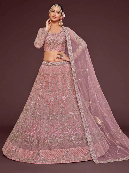 Lehenga choli en tulle doux Rose Perle avec broderie en fil, zari, badla et dori pailleté COLLECTION JESAL