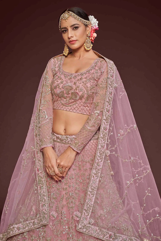 Lehenga choli en tulle doux Rose Perle avec broderie en fil, zari, badla et dori pailleté COLLECTION JESAL