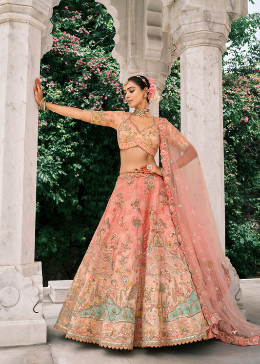 Lehenga de mariée rose pêche en soie fantaisie avec broderies COLLECTION ESHA