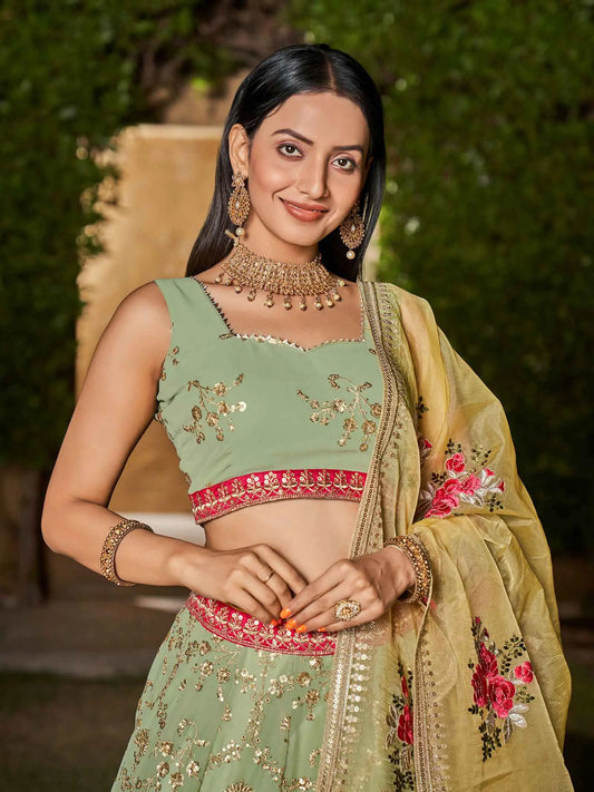 Lehenga en georgette jaune et vert pistache avec broderie en fil, zari, sequins et sublime imprimé floral digital