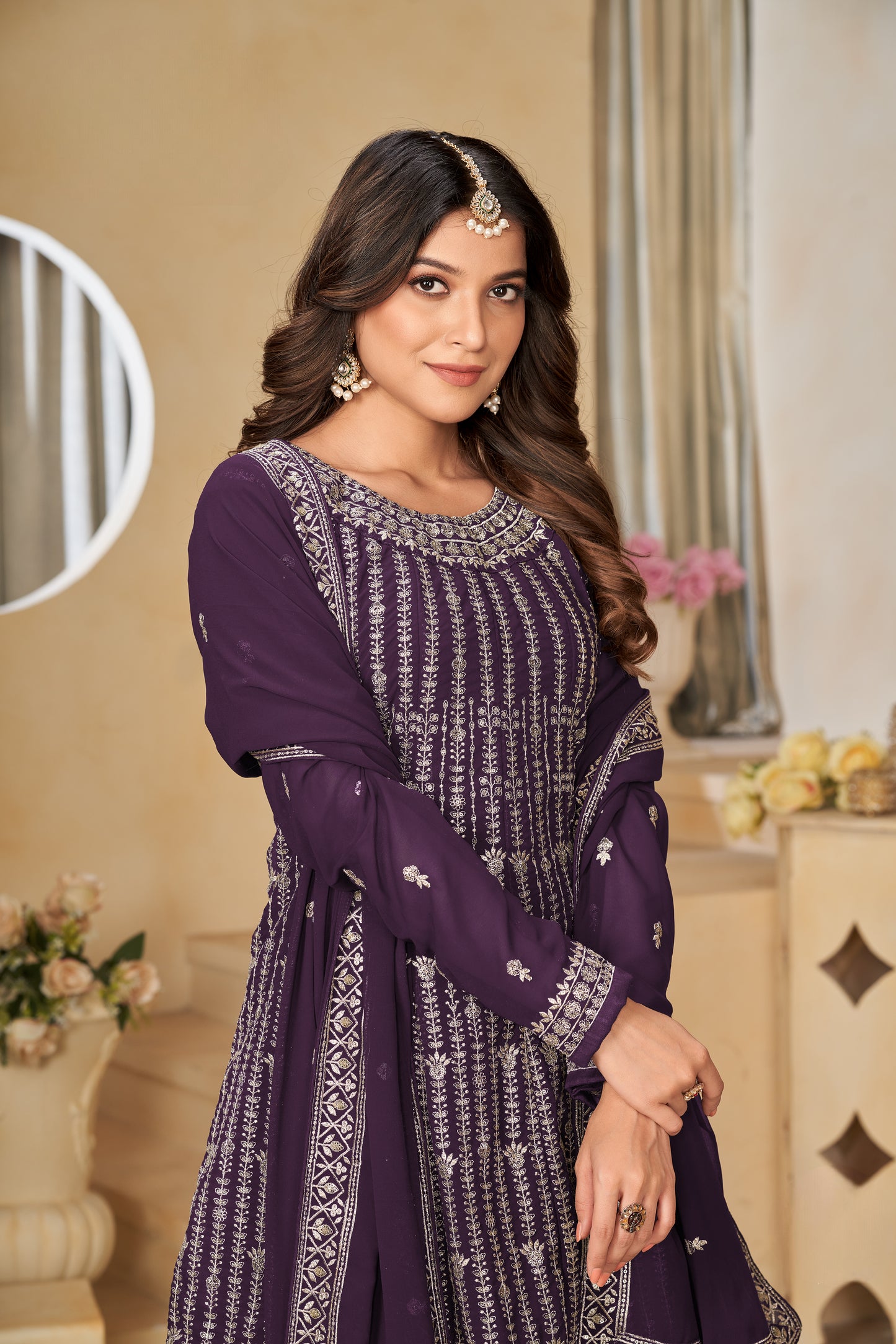 Festliches Salwar-Set aus Georgette-Imitat in Lila und Trauben