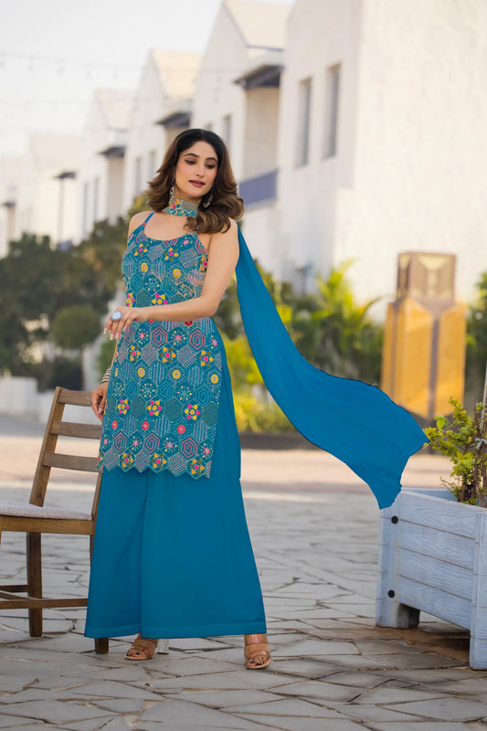 Ensemble Salwar Bleu en Chinon avec Broderie à Sequins