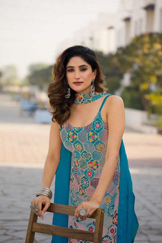 Ensemble Salwar Bleu en Chinon avec Broderie à Sequins