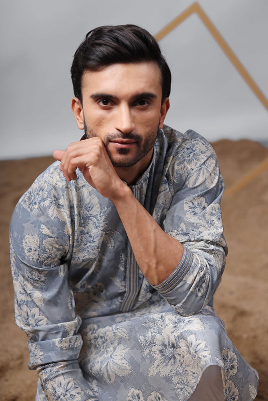 Ensemble Kurta Bleu clair Imprimé Floral doux blanc cassé Design COLLECTION RAJ