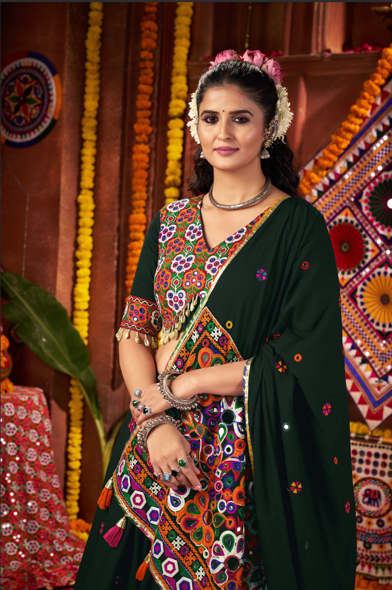 Lehenga de Navratri vert foncé en viscose coton et travail kutchi