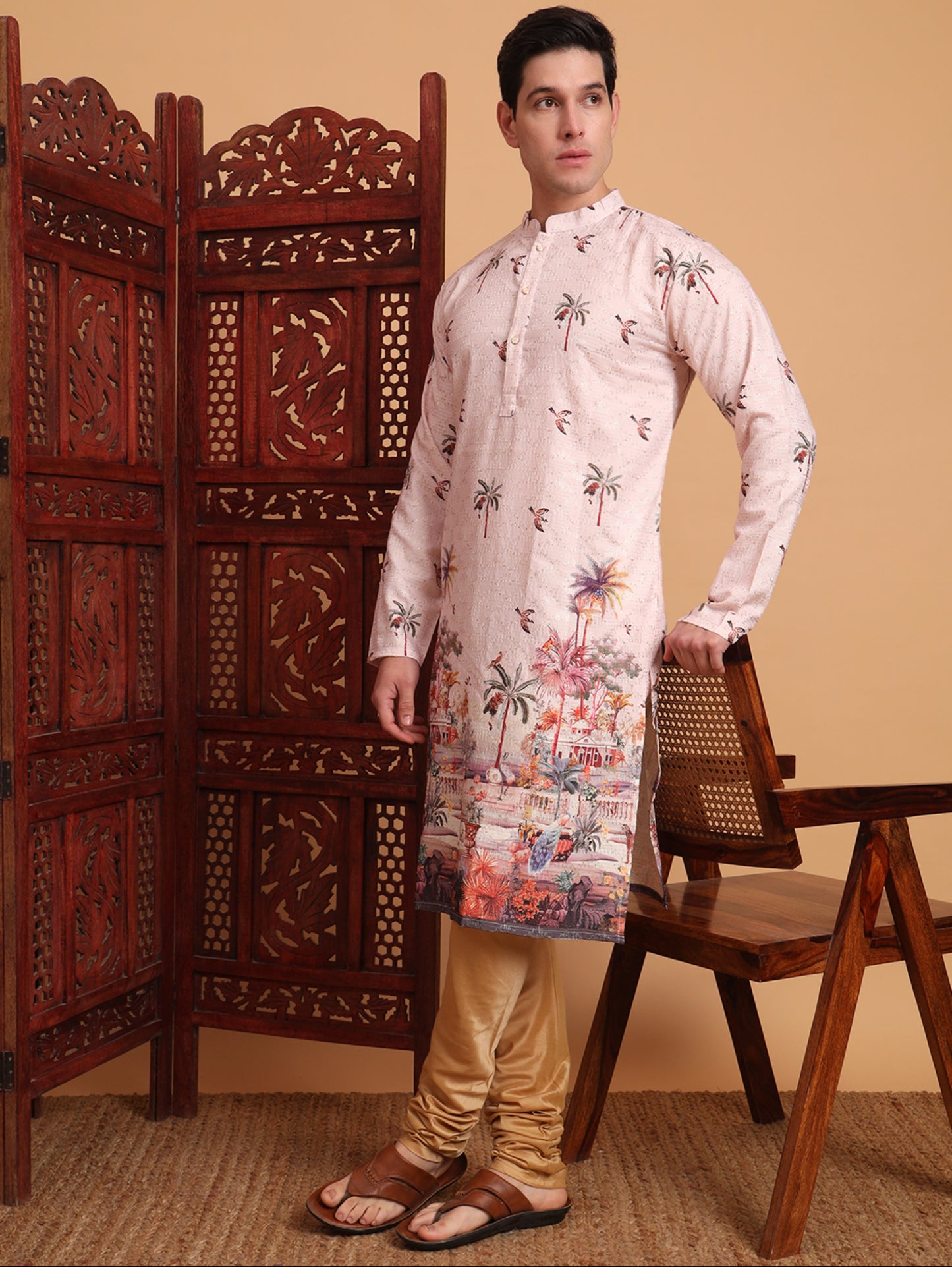 Himmelblaues Kurta mit Spiegelstickerei und Dupatta