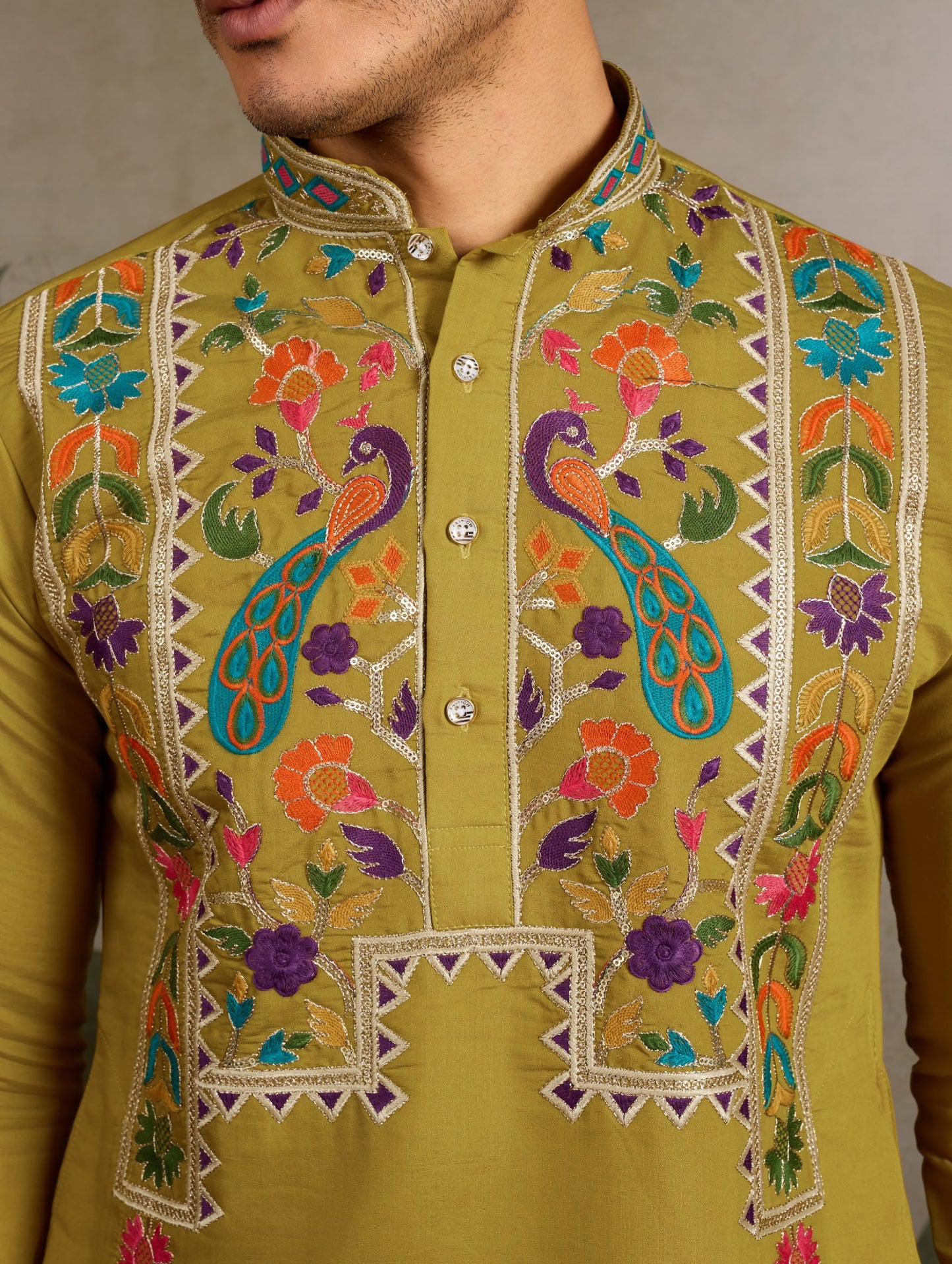 Himmelblaues Kurta mit Spiegelstickerei und Dupatta