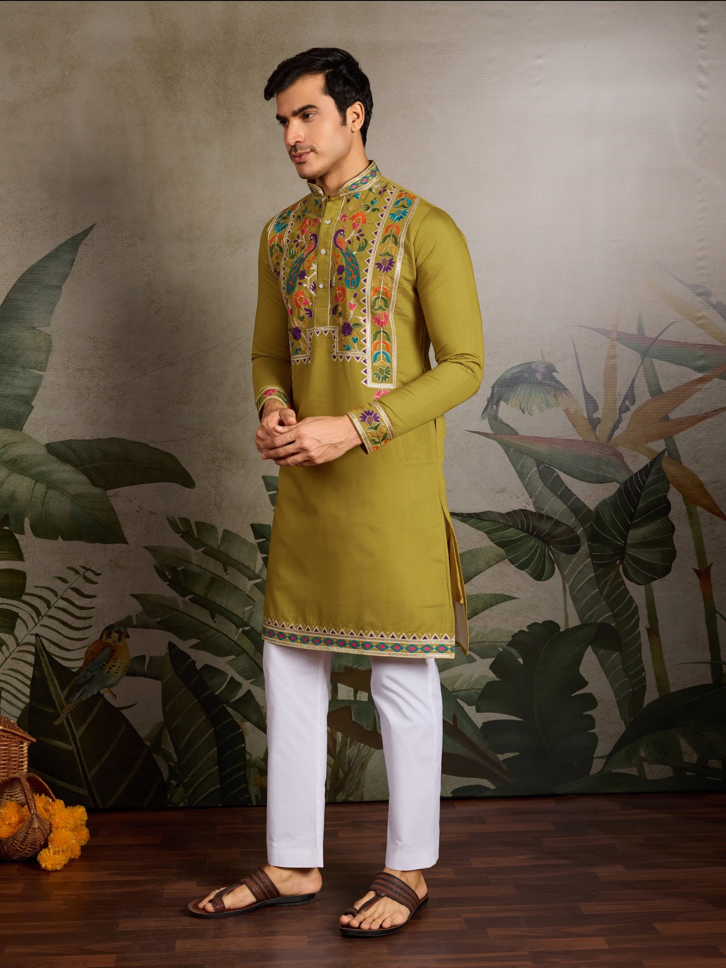 Himmelblaues Kurta mit Spiegelstickerei und Dupatta