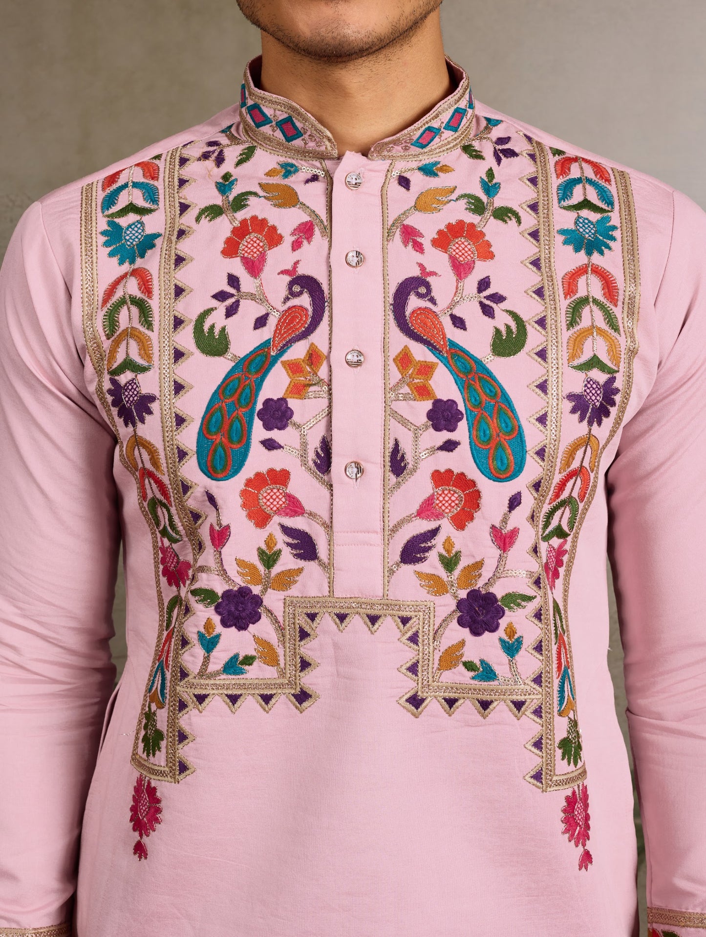 Himmelblaues Kurta mit Spiegelstickerei und Dupatta