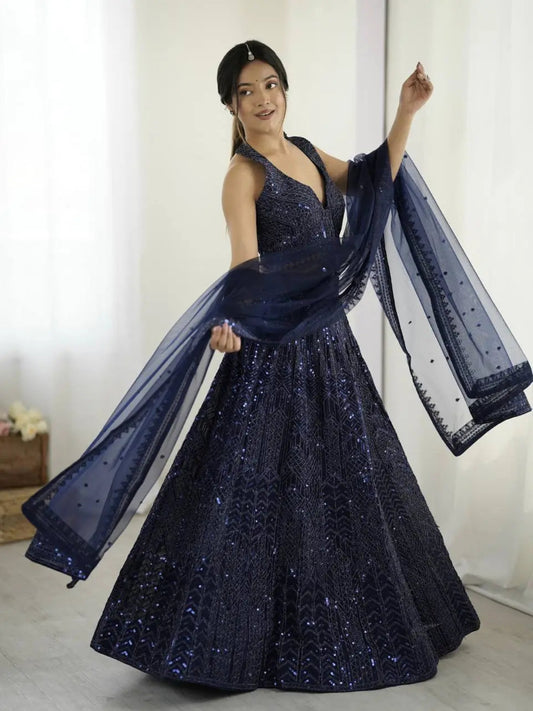 Lehenga Bleu Foncé en tulle orné de sequins brillants spécial fête