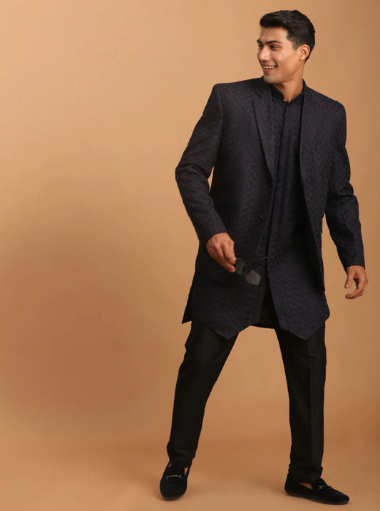 Ensemble Kurta avec Blazer bleu marine en soie mélangée
