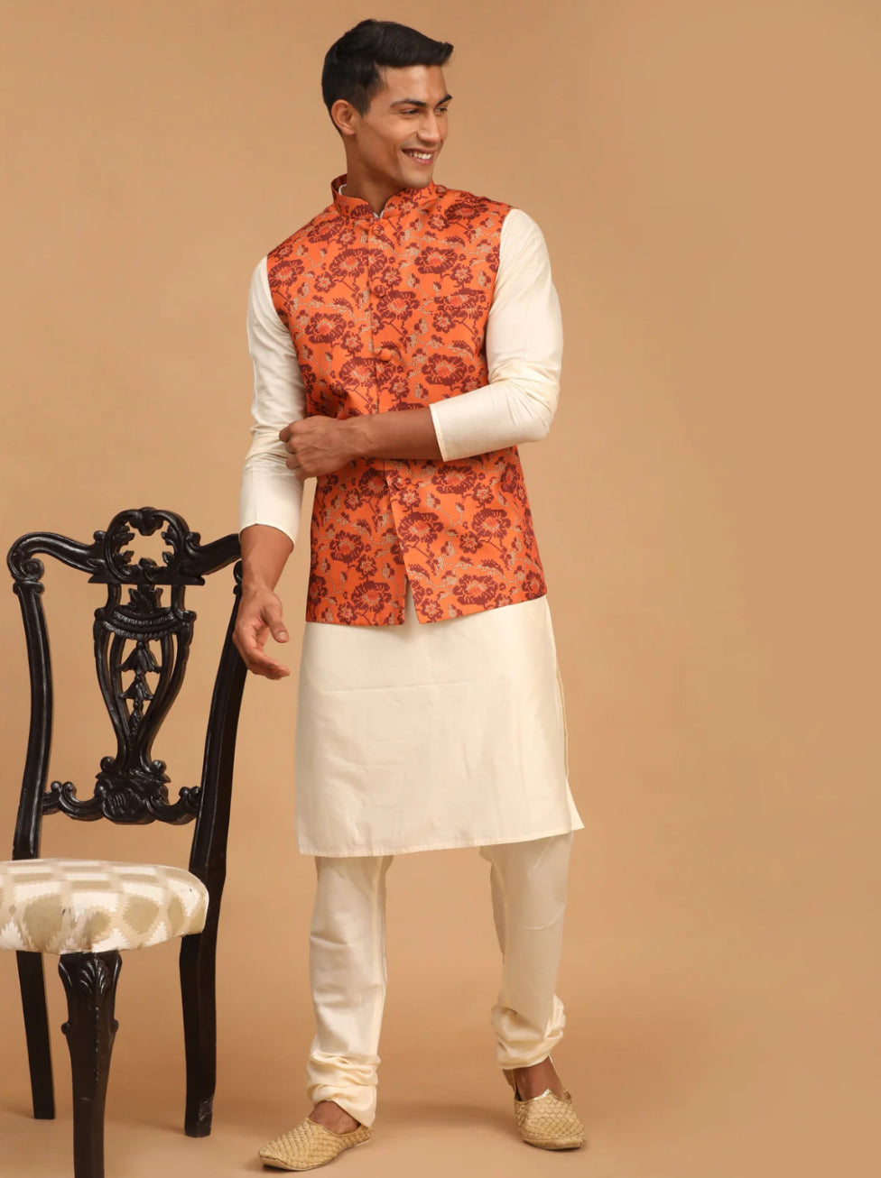 Ensemble Kurta avec veste style Nehru orange rouille imprimé et crème