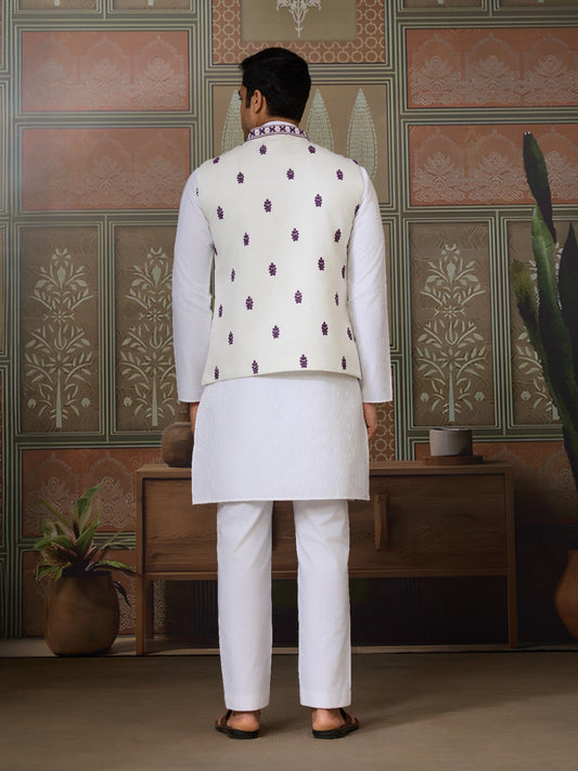 Kurta Homme 3 pièces avec veste koti brodée violet en soie et coton