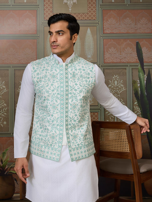 Kurta Homme 3 pièces avec veste koti brodée vert menthe en soie et coton