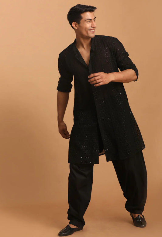Kurta Pantalon Patiala Noir en Georgette et sequins à col dégagé