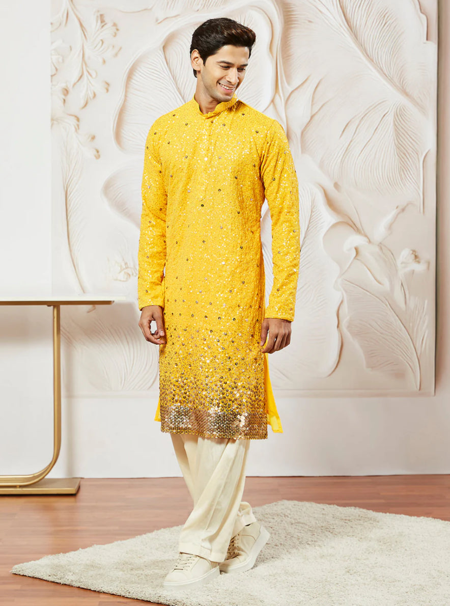 Kurta Pantalon Patiala Jaune Vif Sequins Dorés en Georgette