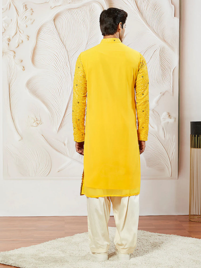 Kurta Pantalon Patiala Jaune Vif Sequins Dorés en Georgette