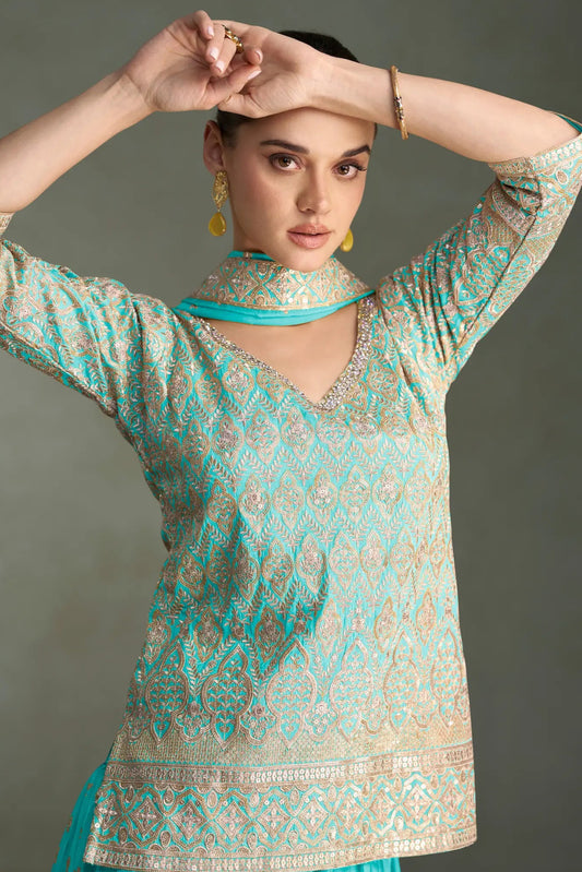 Salwar Palazzo en soie scintillante bleu turquoise avec broderies faites main COLLECTION SITARAA