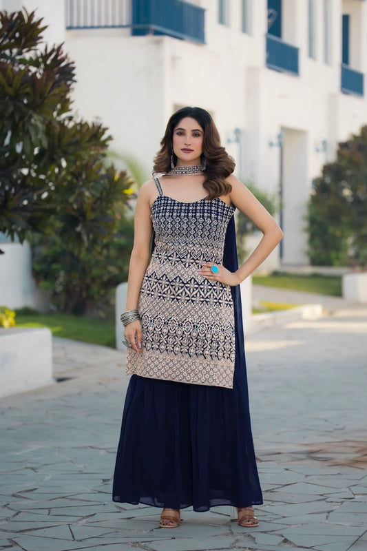 Salwar kameez noir en georgette avec broderie à sequins