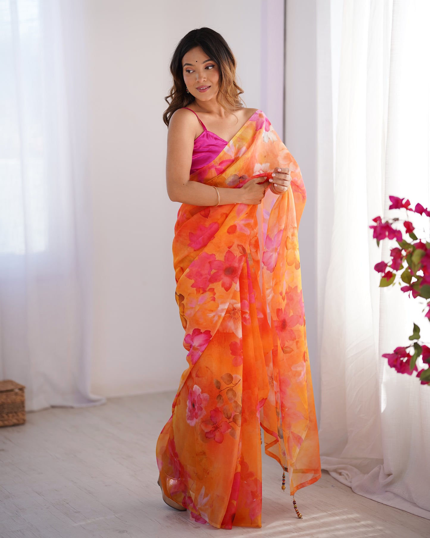 Sari moderne rose fuchsia orange deux tons fleuri COLLECTION ALANA