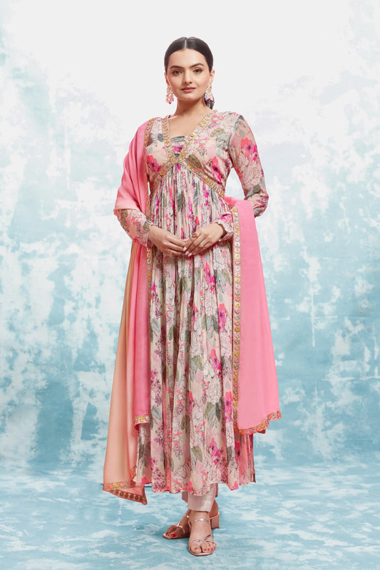 Ensemble salwar imprimé et brodé rose clair
