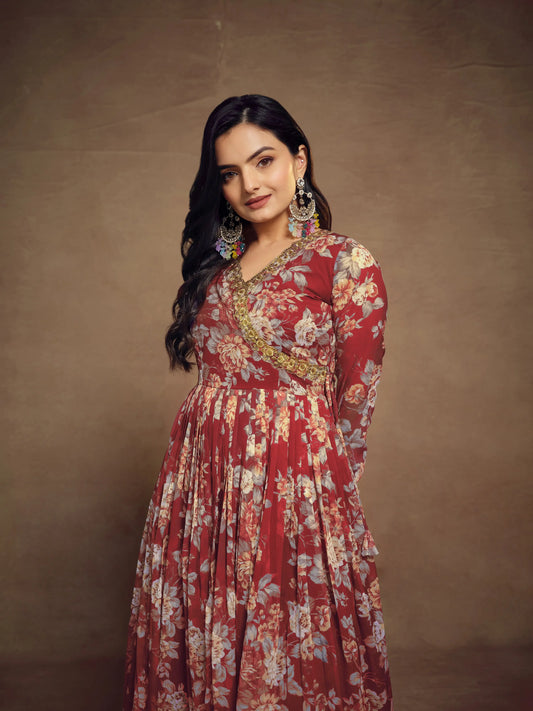 Ensemble Salwar Suit imprimé en chiffon rouge cerise avec dupatta