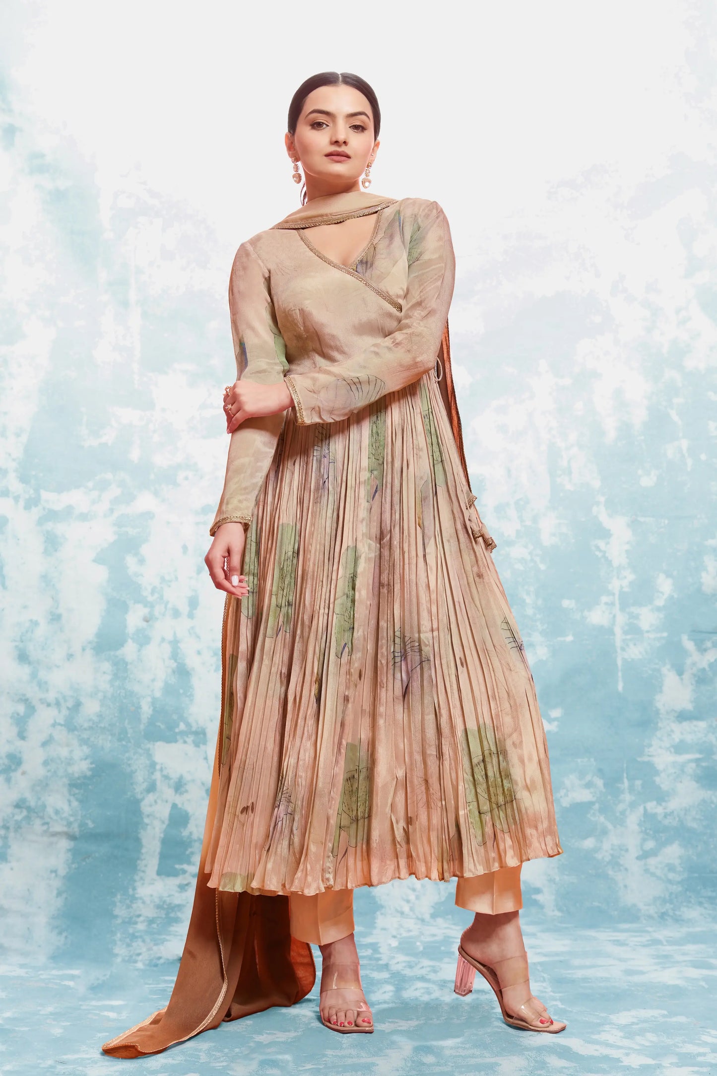 Ensemble salwar imprimé en mousseline brun rosé traditionnel