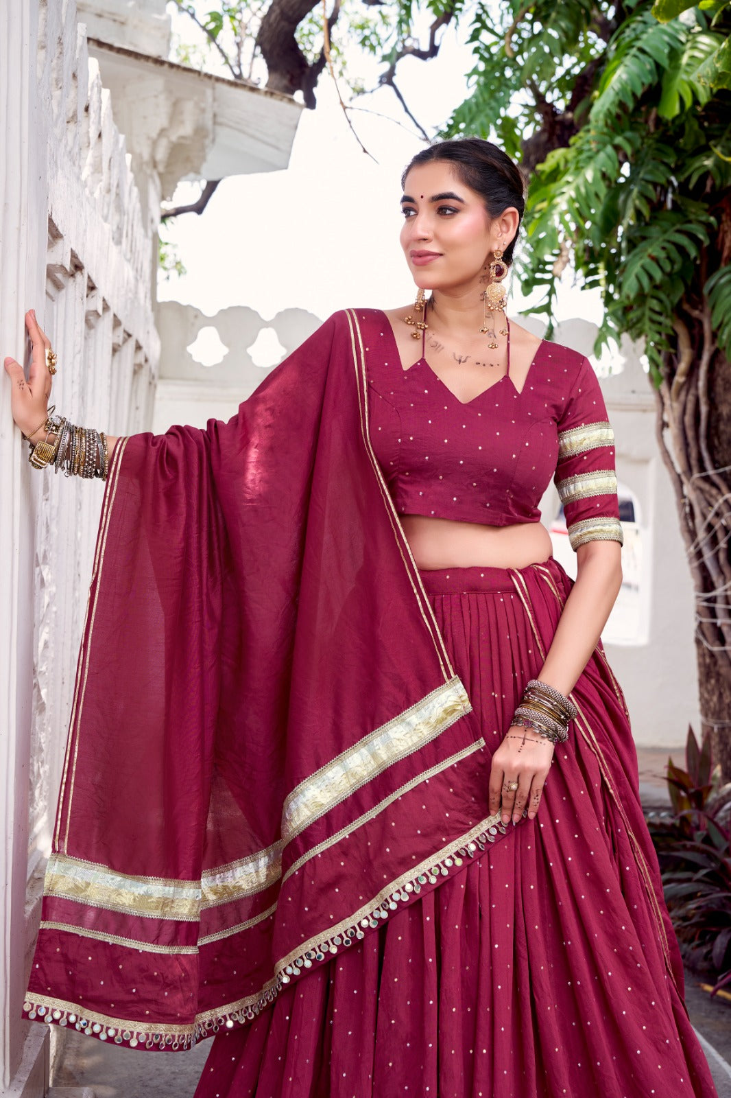 Lehenga de Navratri Chanderi JULLY rouge bordeau