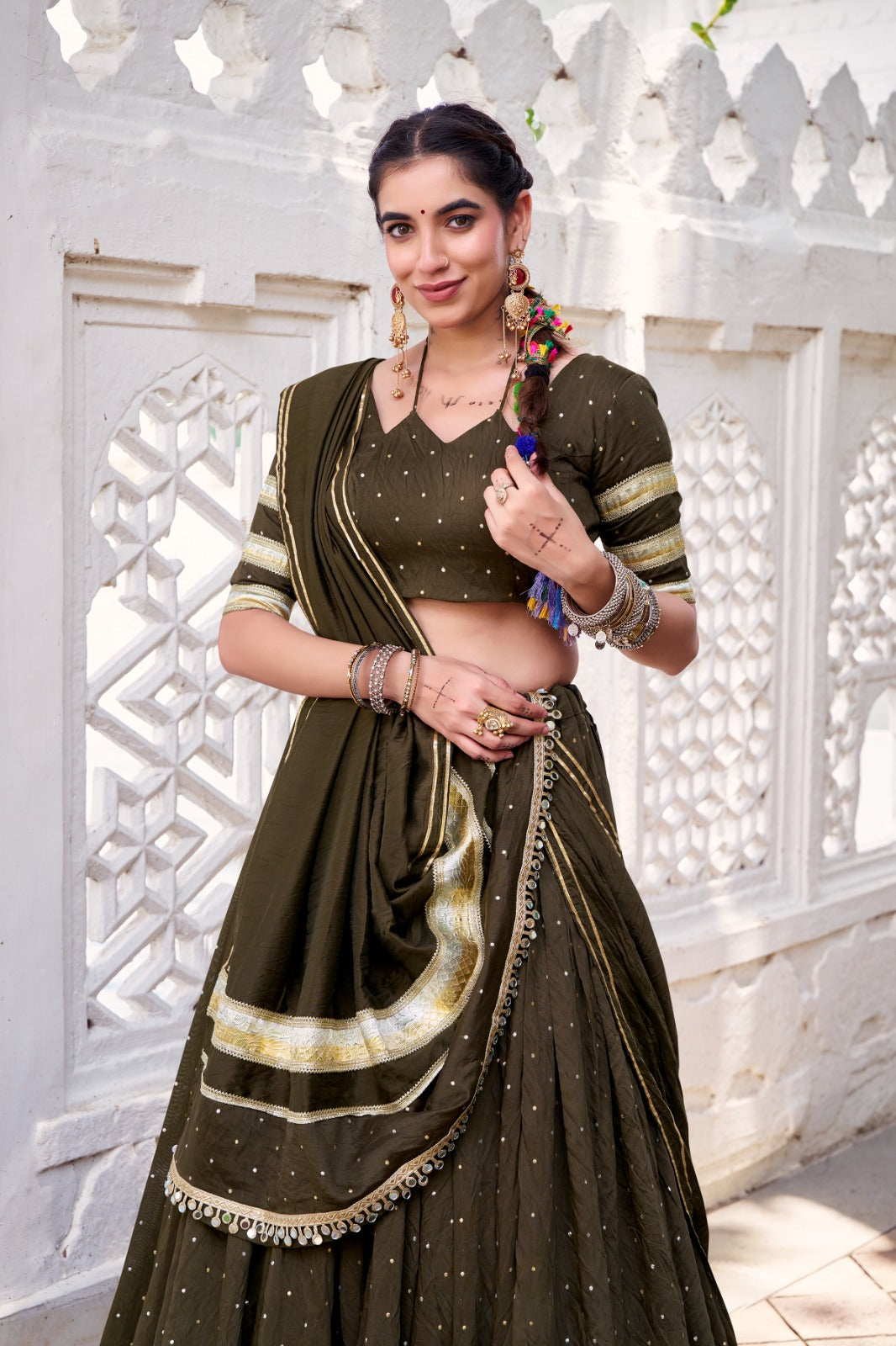 Lehenga de Navratri Chanderi JULLY vert kaki