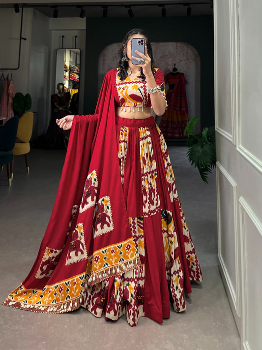Lehenga de Navratri Gota Patti rouge