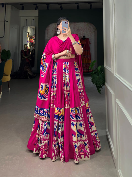 Lehenga de Navratri Gota Patti rose en rayon et soie