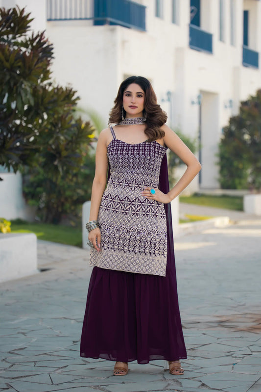 Salwar kameez bordeaux en georgette avec broderie à sequins