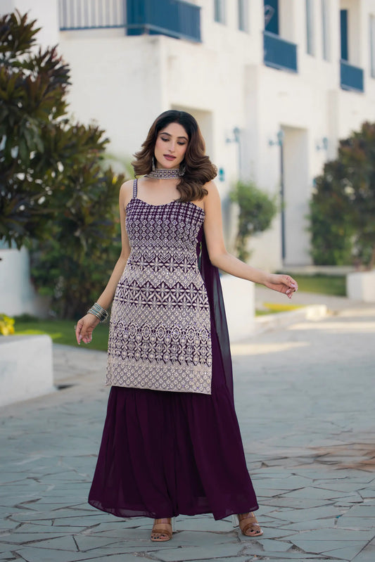 Salwar kameez bordeaux en georgette avec broderie à sequins