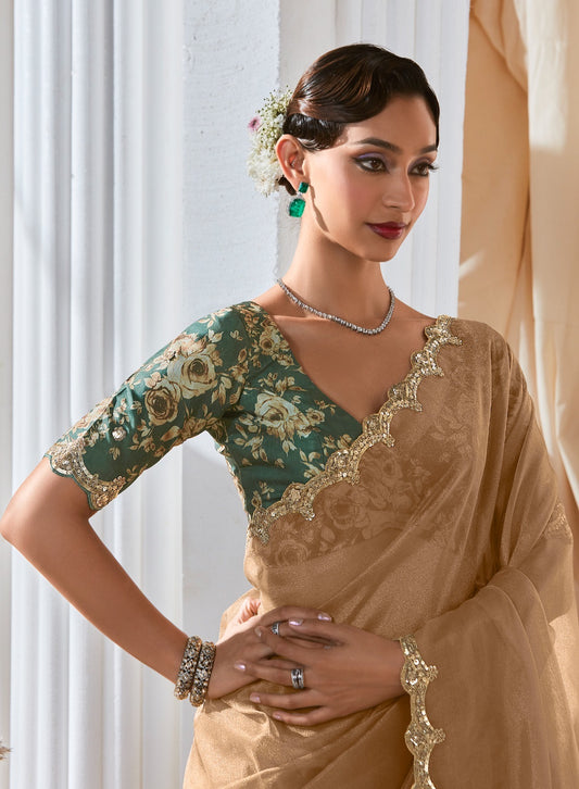 Sari moderne vert forêt et beige tissu fantaisie et dentelle COLLECTION KANIKA