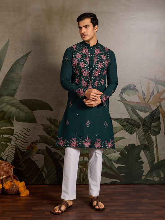 Ensemble Kurta bleu canard Homme avec broderies fleurs et travail de miroirs