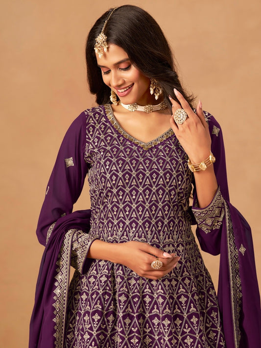 Salwar Palazzo violet prune en faux georgette avec ornements COLLECTION ELINA