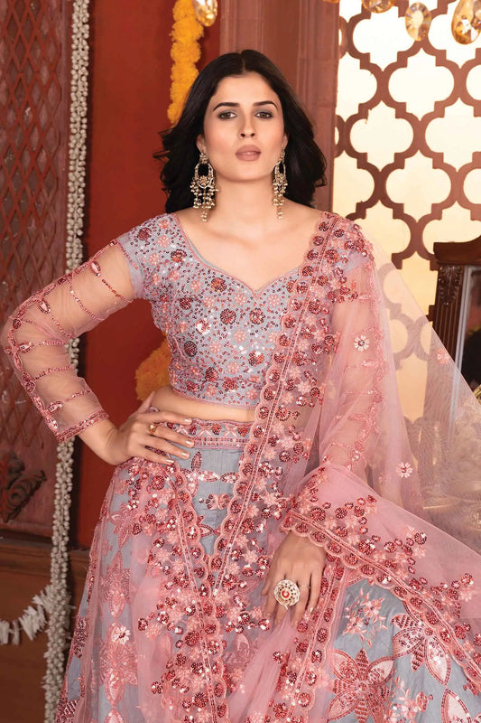 Lehenga en Soie Mulberry Gris et Pêche avec Broderie en Fils et Sequins