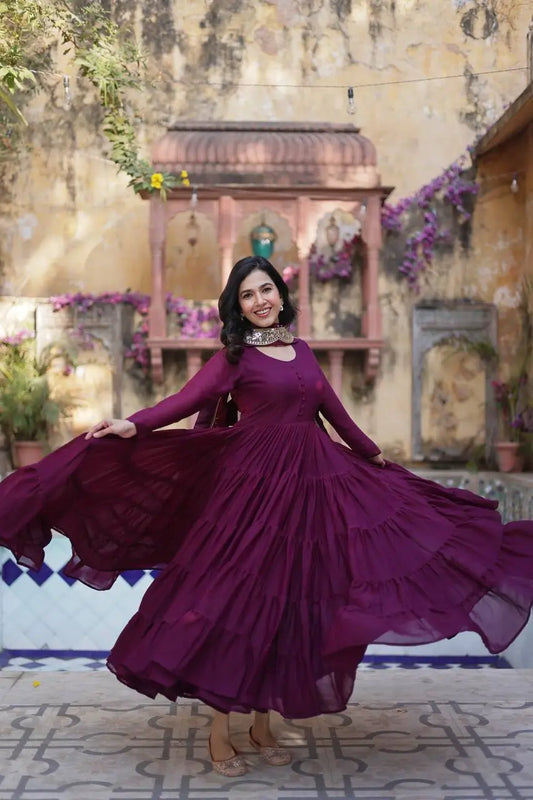 Robe Longue Bordeaux Berry | Georgette Évasée avec Voile Brodé