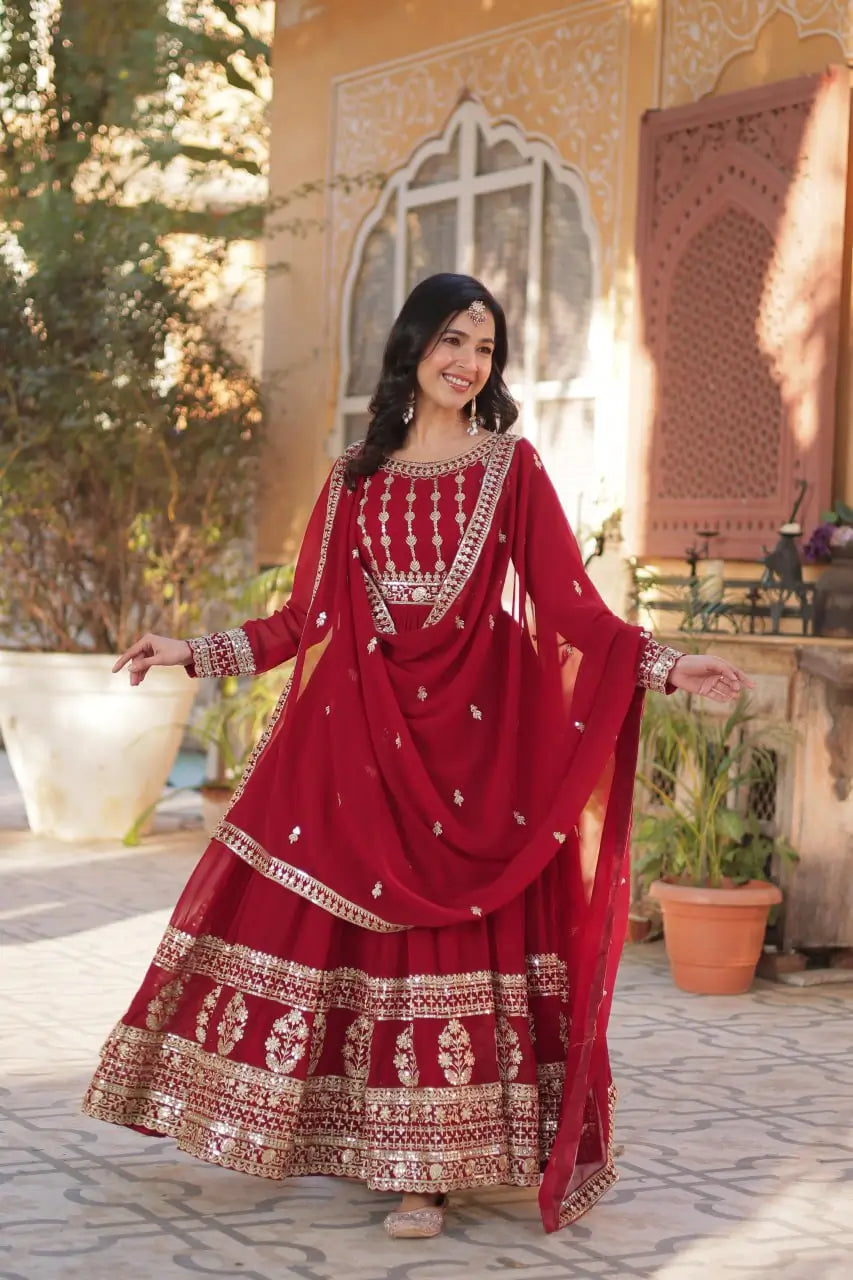 Robe et Dupatta Rouge Foncé avec Broderie Zari et Sequins
